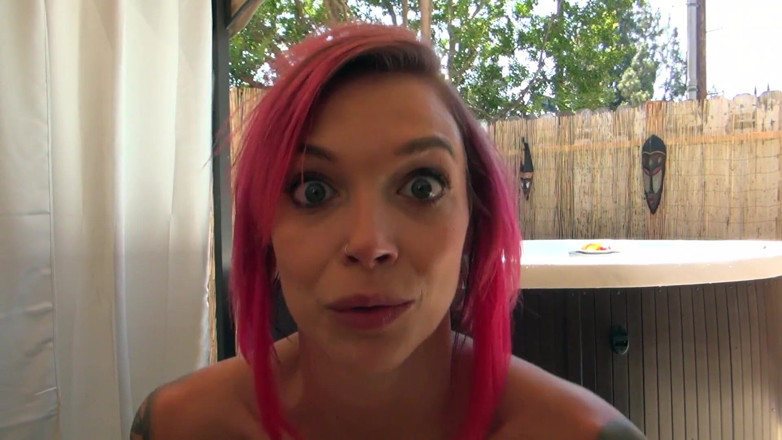 Anna Bell Peaks: Pompino nella jacuzzi