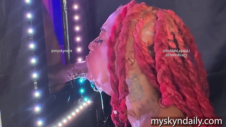 MySkyn Entertainment: गले वाली बकरी को बड़ा काला लंड मिलता है