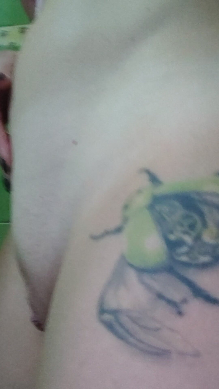 Risky Hairy Couple: ピンクの熟女があなたの顔に座る