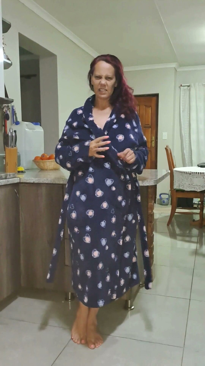 Exotic Tracy: Amateur Big Tits MILF JOI in Kitchen POV