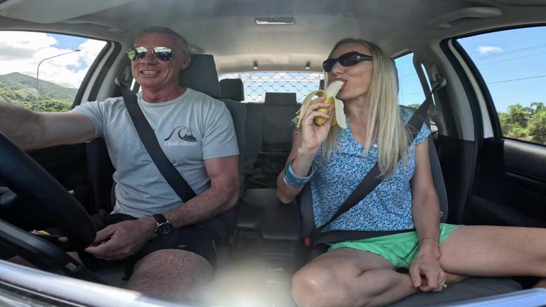 Tropical blondie: Jebanie w lesie