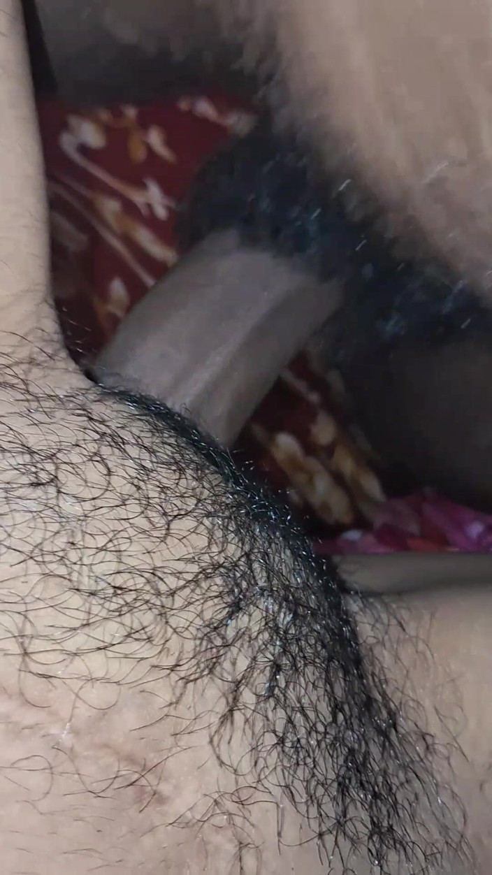 Cleandesibhabhi09: Cleandesibhabhi si olia la figa per prendere un bbc