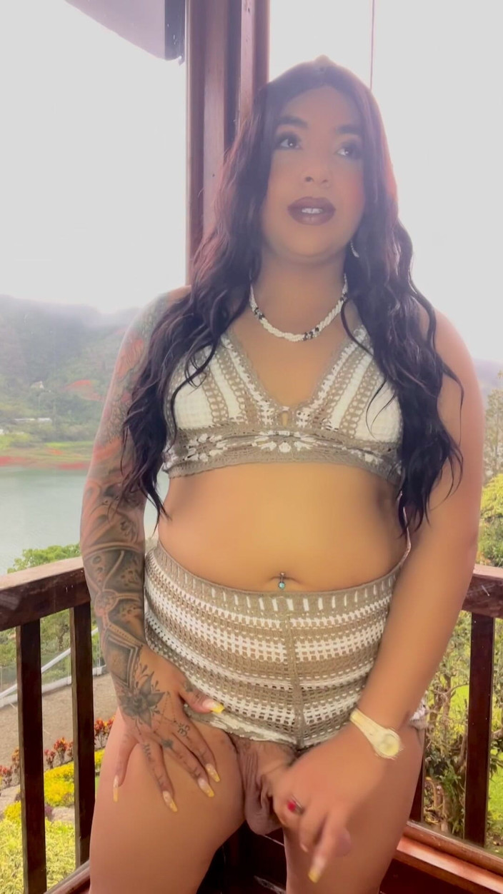 JessieRoss: Scappo Prima Che I Proprietari Mi Prendano