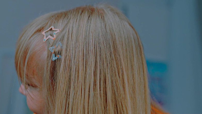 Jolie Lyon: Kamarádka nevlastní chýchchch služky