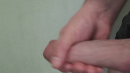 Auff: Guy jerking off dick