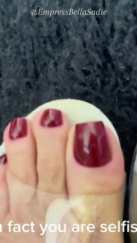 Transparent Platform Heels and Imperatrizbella’s Sexy Red Nails