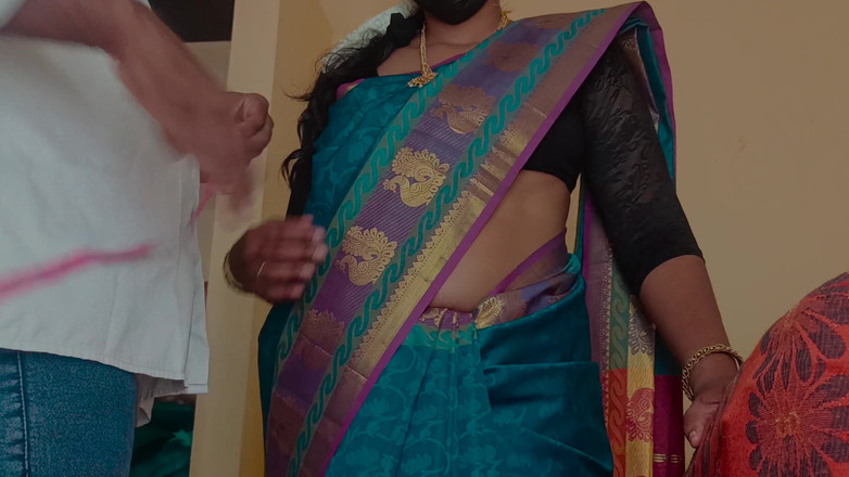 Magilmathi: Krejčí muži šukají vdaného zákazníka