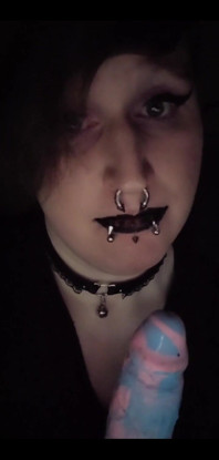 Gothicc Greya