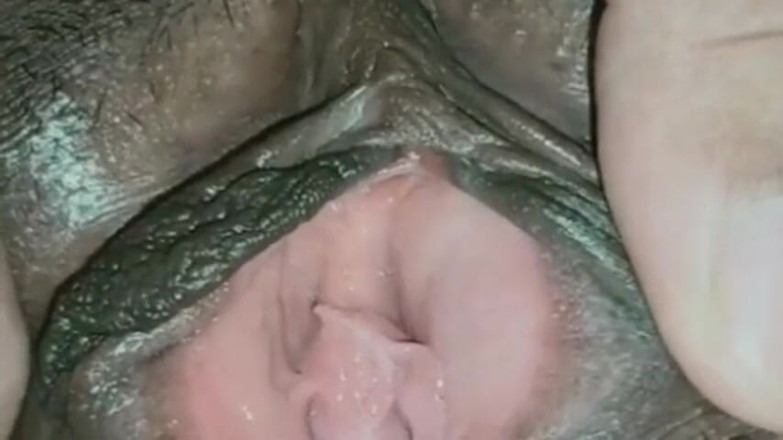 Kissing hub: 거대한 자지 흑인 대물 자지와 딥쓰롯으로 섹스하는 독일 계모의 더러운 티나 섹스