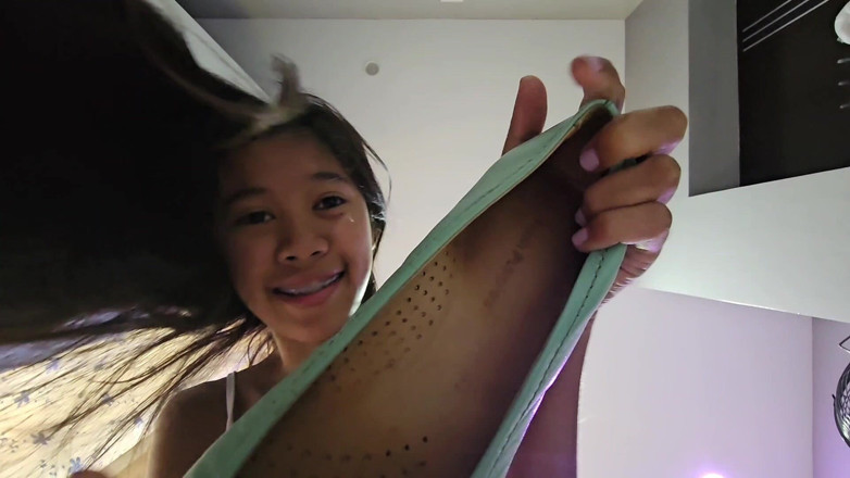 creamberryfairy: Useless Balls on My Feet