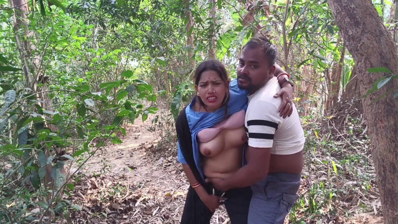 Sona bhabhi: Awek kolej Odia berkongkek keras dengan teman lelakinya di hutan,...