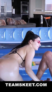 Two Curvy Friends Share Big Dick Stud