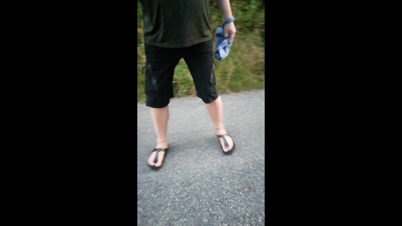 Carmen_Nylonjunge: Out and About con i piedi di nylon a Birkenstock...