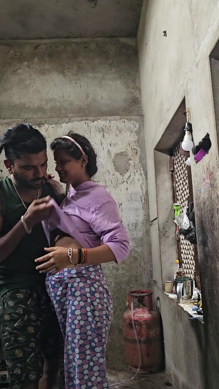 Aalox: Desi Village Beautiful Sali Doggy Style Sex in Kitchen
