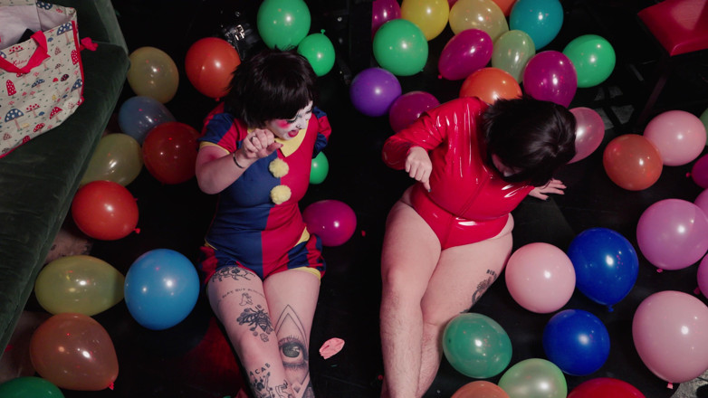 Mushroombitchx: Doppio palloncino pomni che scoppia