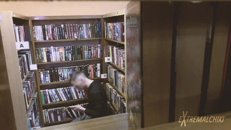 Extremalchiki: futai în bibliotecă