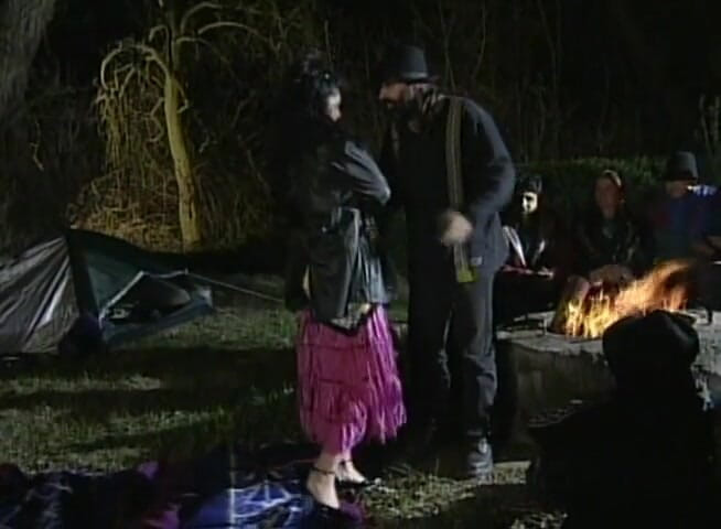 Public Lust: Gypsy slut gets anally banged outdoors