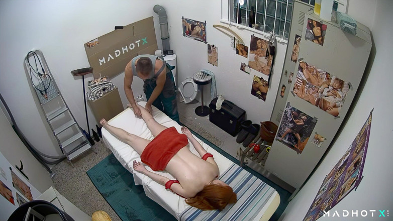 Madhot X: Cute Teen Gets Relaxing Massage
