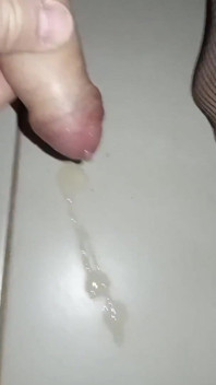 Nackte herrinxxx handjob abspritzen