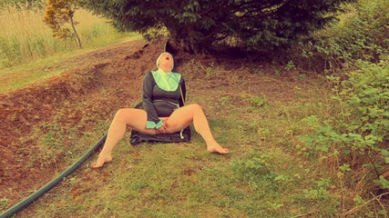 Kylie Britain Adventures: Un toque de cuero