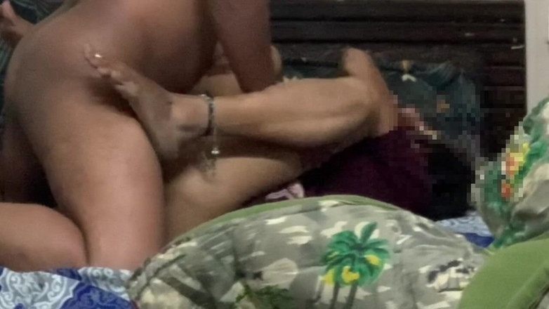 fullyloadedvid: Soniya Punjaban sex se sousedem doma