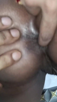 Smelly Ass Finger &pee in Glass for You - Hot Indian Custom Video