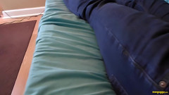 Man Puppy: Nerd gergasi Cuba Mengabaikan Awak