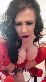Los labios más largos de Nicole Dupapillon del Reino Unido - sesión de taburete de reinas- solo lame mi coño