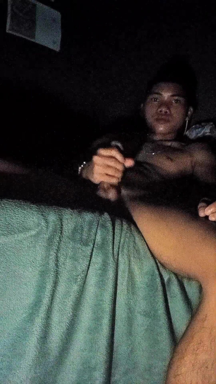 Rouge_eastson: Chico masturbándose y pajeando