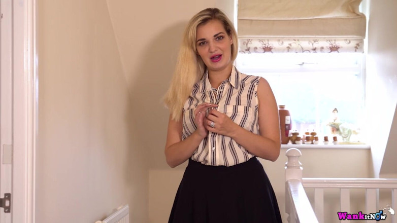 Wank it Now: Dolly - Aici și acum