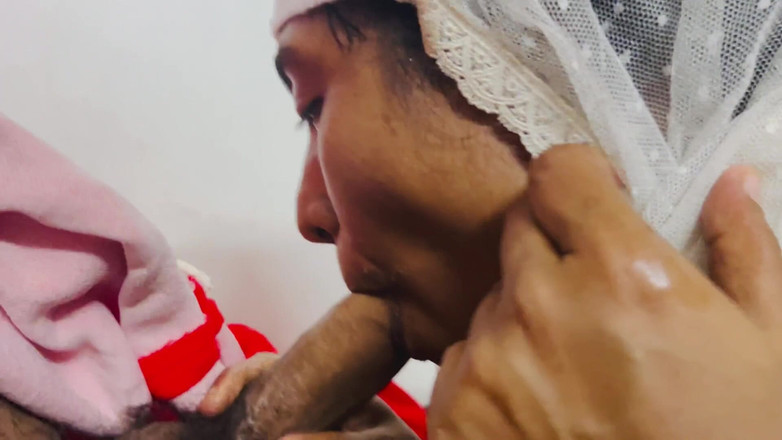Immfuck: Muçulmana hijabi indiana menina e papai noel especial garganta profunda...