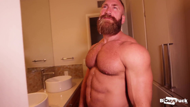Bi Guys Fuck: 秘密のバイセックス三人組