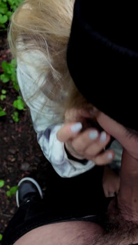 Douce éjaculation dans ta bouche. Jeu de prépuce, creampie oral, nettoyage de sperme