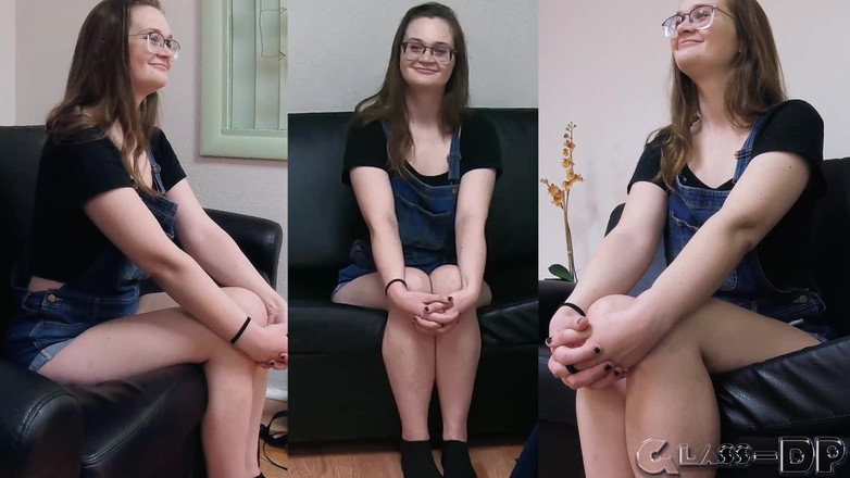 GLASSDP: Pawg nerd è una troia affamata di cazzo segretamente