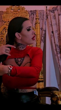 Tonton saya berus rambut panjang saya yang cantik