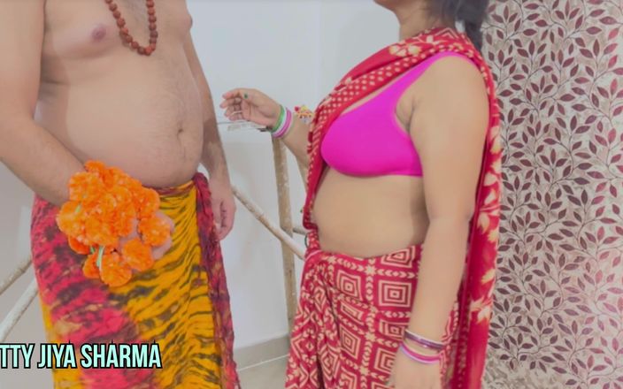 Hotty Jiya Sharma: Desi wife Sharing with A Baba OR Wife Ne Baba...