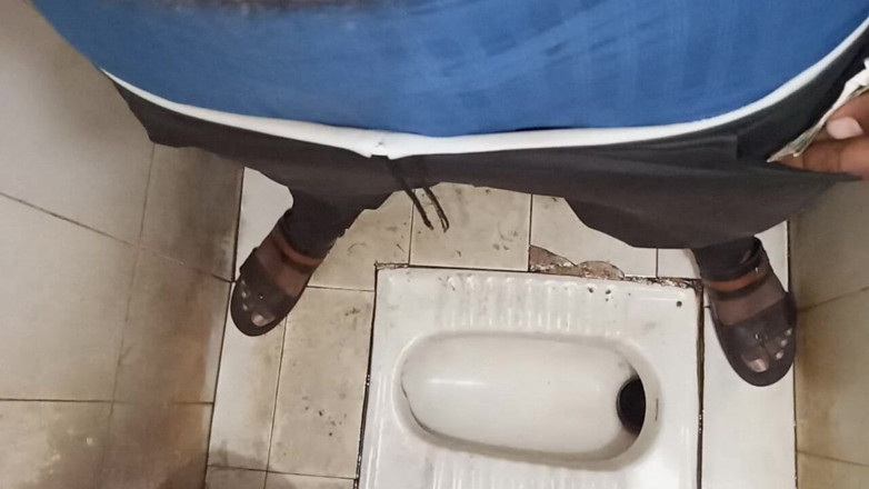 Fucking my wife: Moje žena šuká dildo ptáka s líbáním
