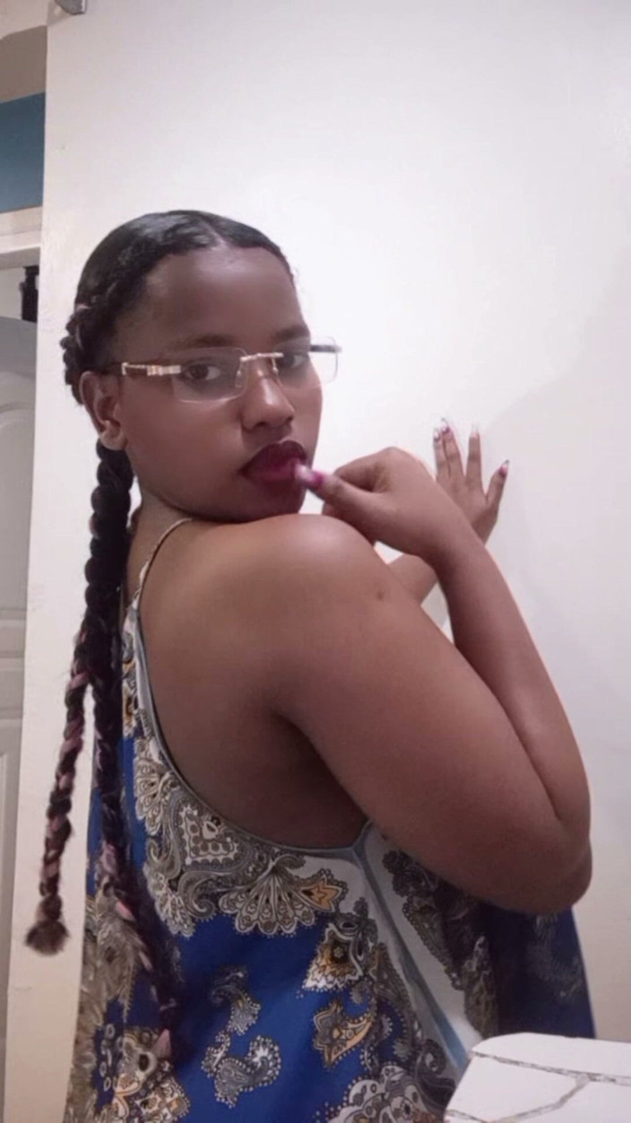 Minayi: A Look Can Say a Lot, but This Time I...