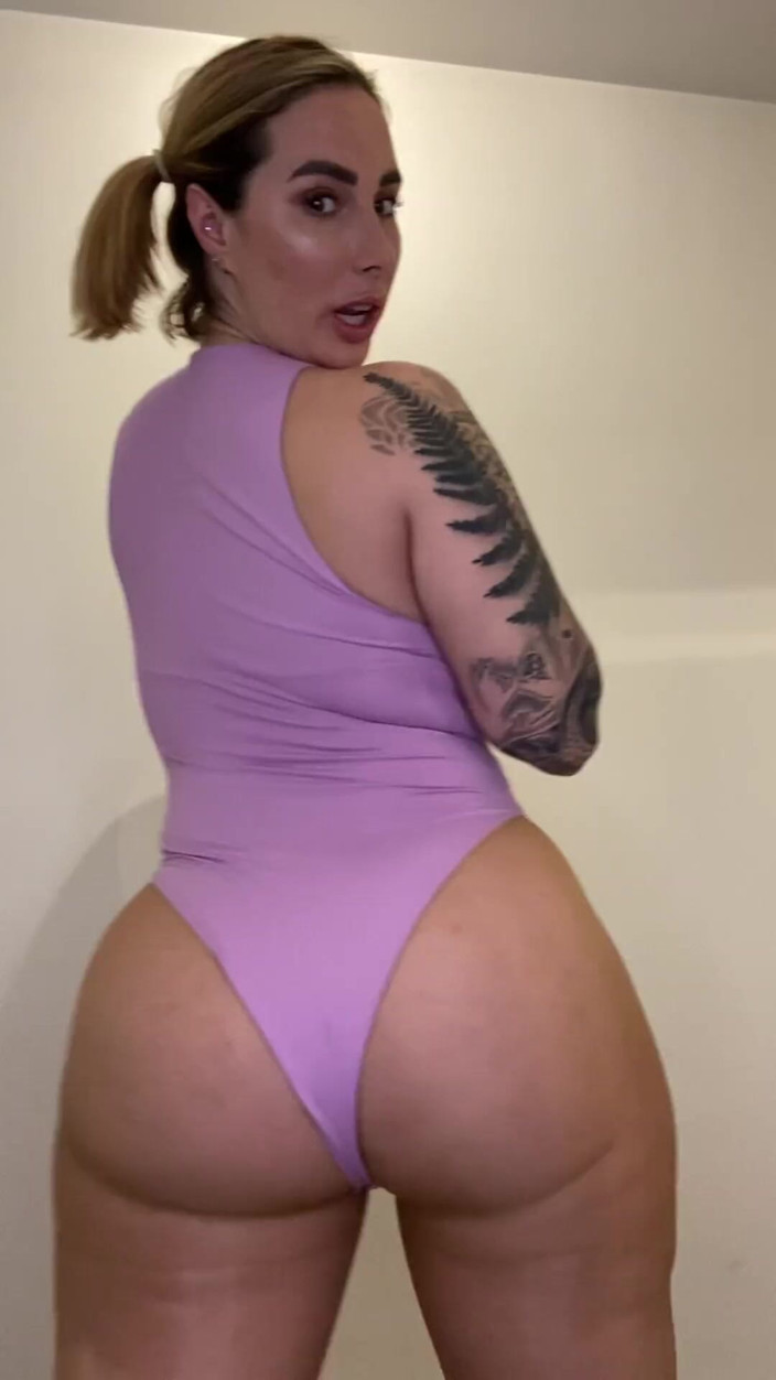 Paige Turnah: Hol dein gesicht in meinen arsch und leck dich