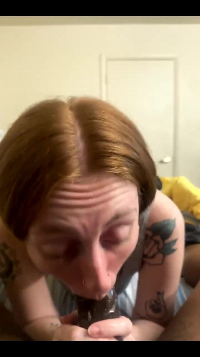 Mariecream: Глибокий заглот йому, неохайна голова, багато бульбашок