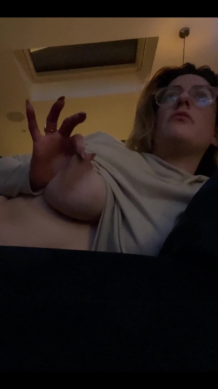 Countess diamond: 난 네가 보고 있는 걸 알아