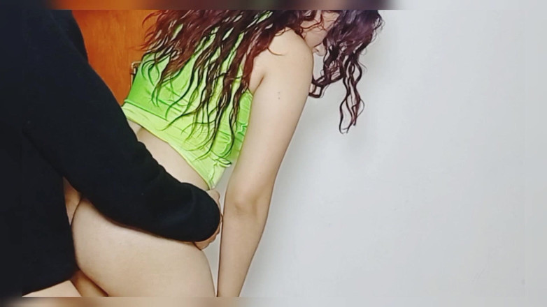 Mili069: Je me faufile dans sa chambre