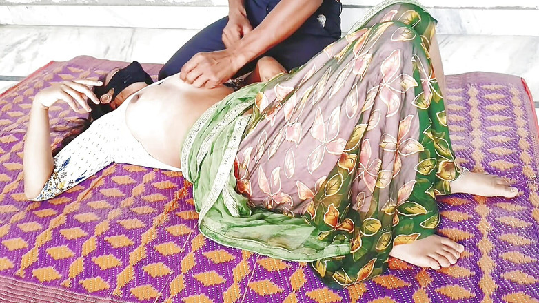 Fuckkkker: Побачивши товстий пеніс, дружина друга скинула своє сарі і погодилася трахатися, дружина друга трахнулася на хінді аудіо