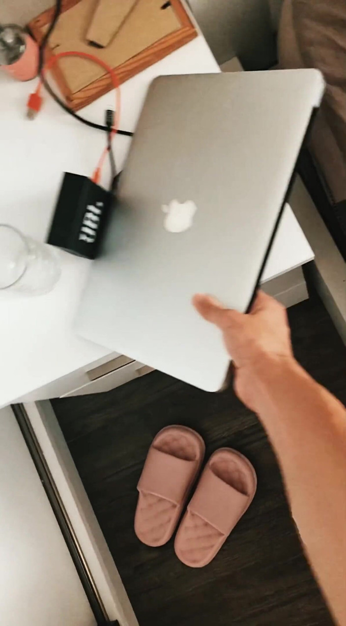 Good_view: Hot made se faire baiser au travail