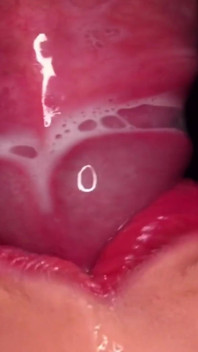 Nejlepší kouření na dojení kondomu! Rozbila kondom a dostala celé sperma do úst! Asmr sání