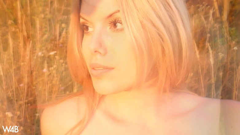 Watch4beauty: Pequena mesa