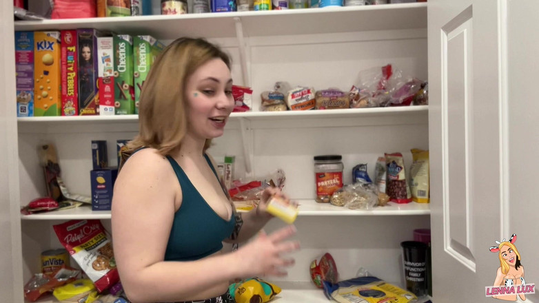 Lenna Lux: Snek sarapan pagi