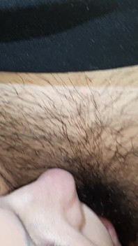 Mijn vriendin heeft me wakker gemaakt met boeketten van bloemen en cunnilingus