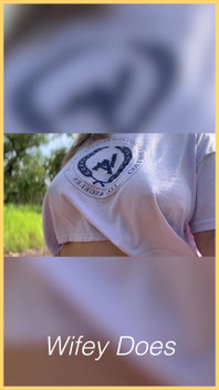 Po prostu szczęśliwy dzień wisząc się migając moimi piersiami w outdoor flashing śmiało