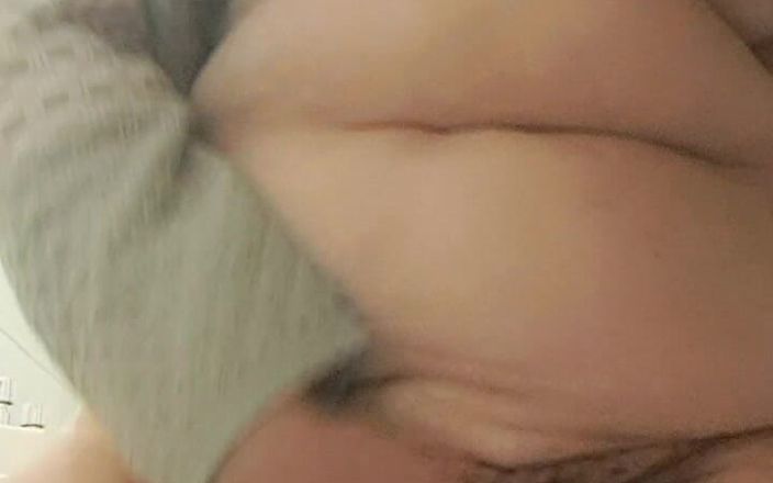 Mommy big hairy pussy: MILF Čelní chlupatá kundička čůrání
